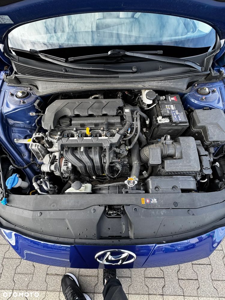 Hyundai Elantra 1.6 Executive CVT - 23