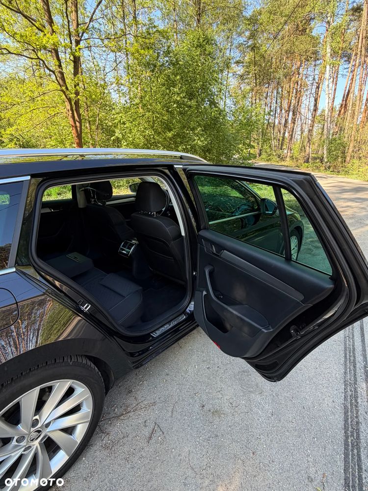 Skoda Superb 2.0 TDI 4x4 Style DSG - 17