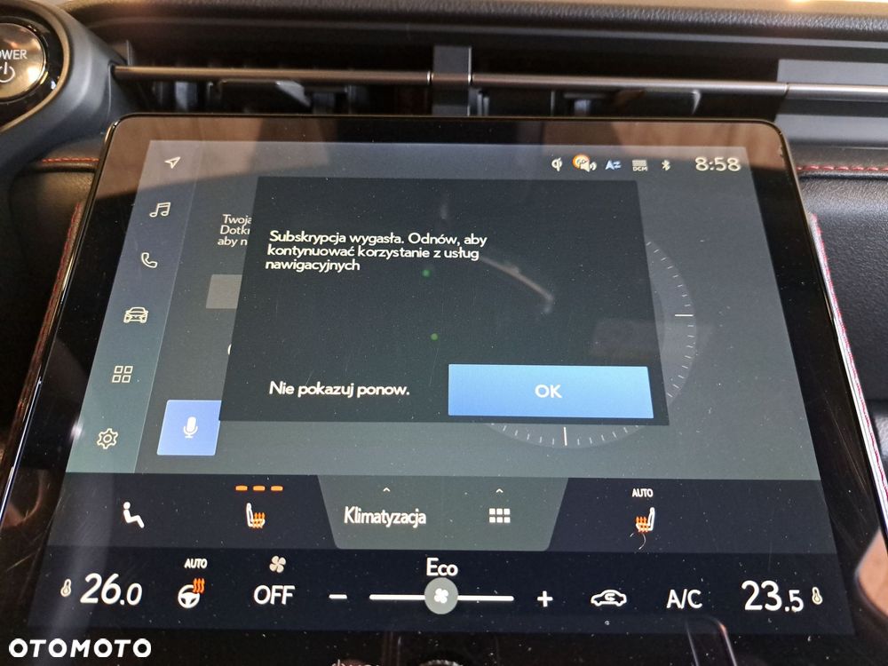 Lexus LBX 1.5 Hybrid Emotion - 24