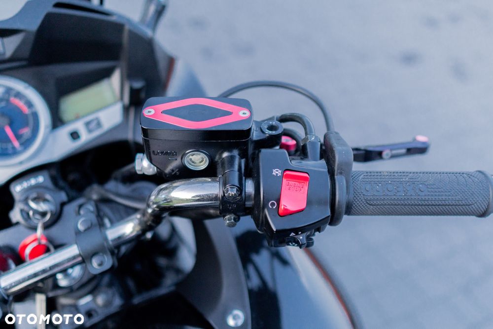 Honda CBF - 27