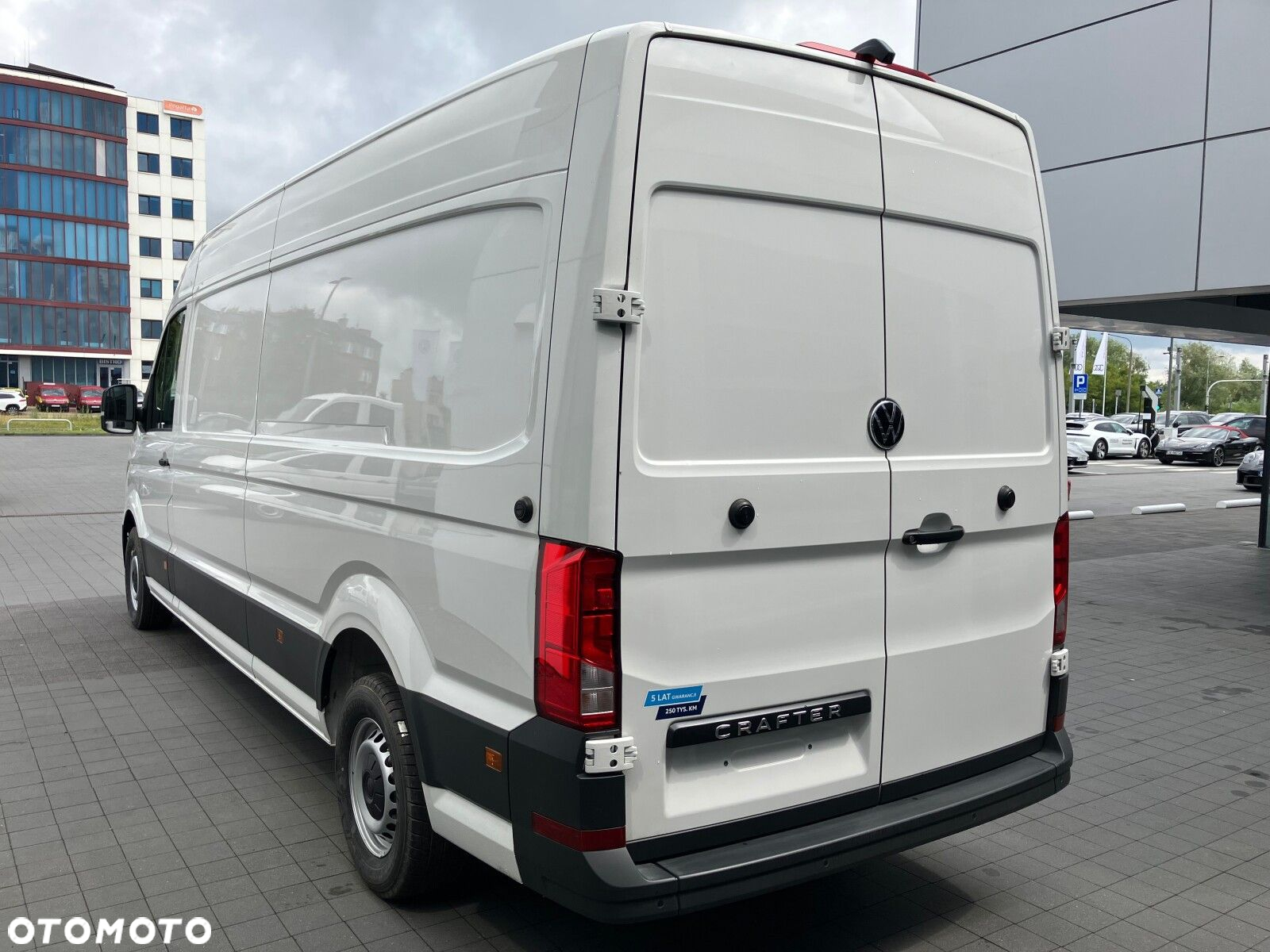 Volkswagen Crafter 35 2.0 TDI L4H3 4490 177 KM - 15