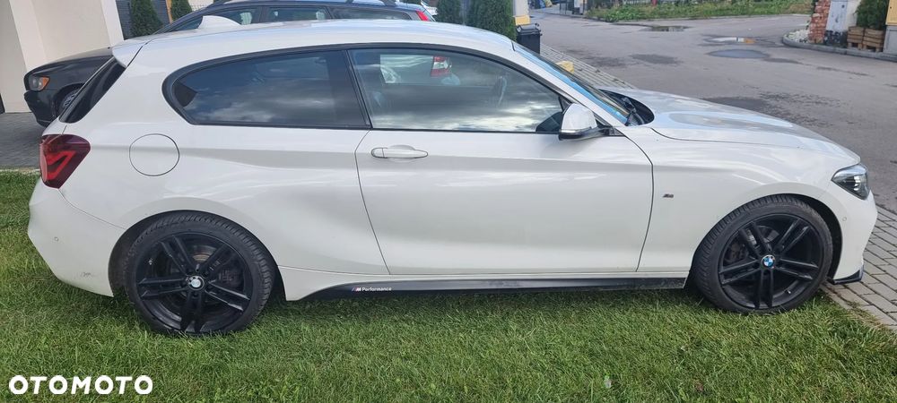 BMW Seria 1 ver-118d-edition-m-sport-shadow - 12