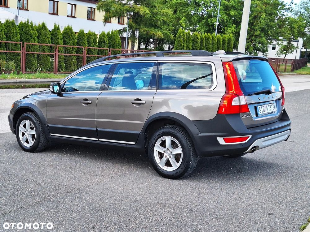 Volvo XC 70 D5 AWD Kinetic - 14