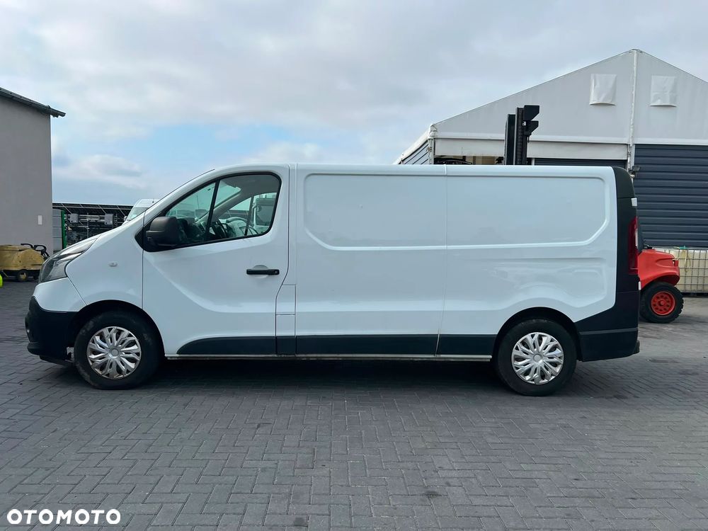 Renault TRAFIC - 9