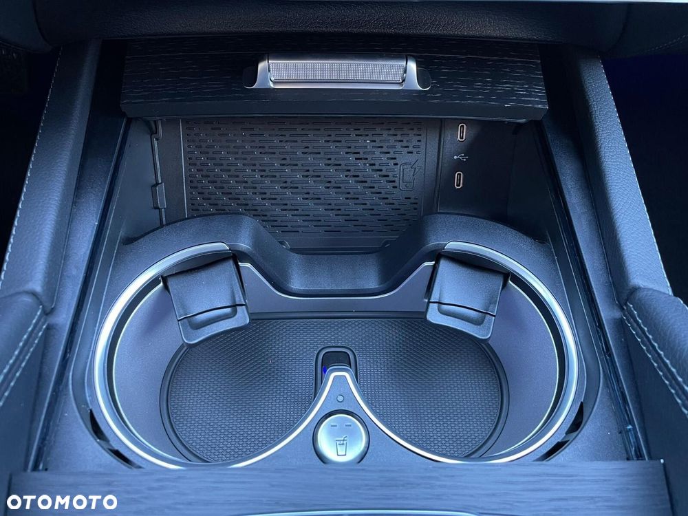 Mercedes-Benz GLE - 36