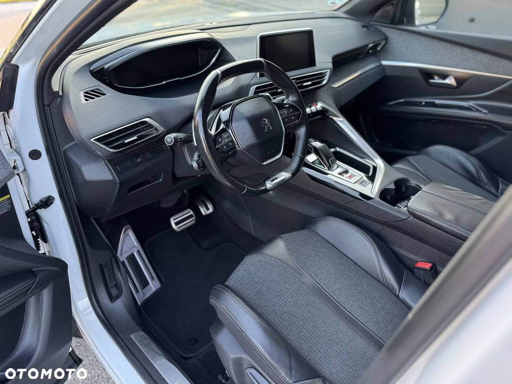 Peugeot 5008 - 21