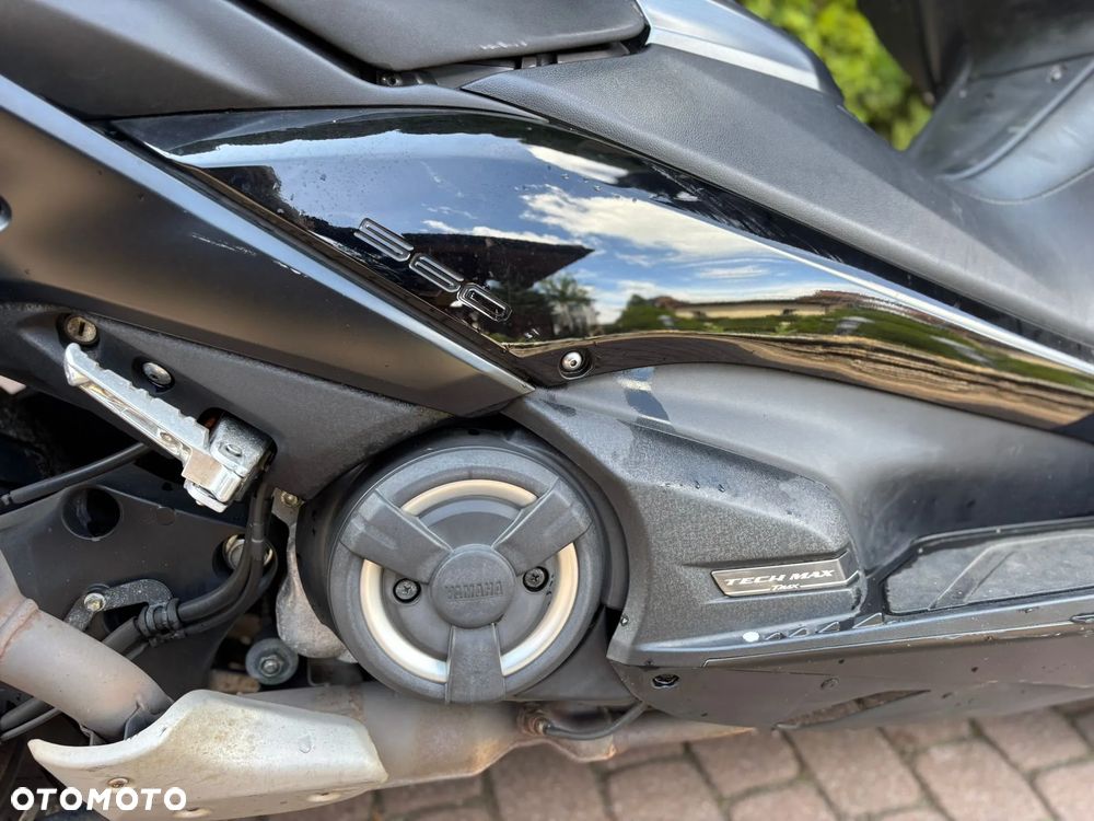 Yamaha Tmax - 25