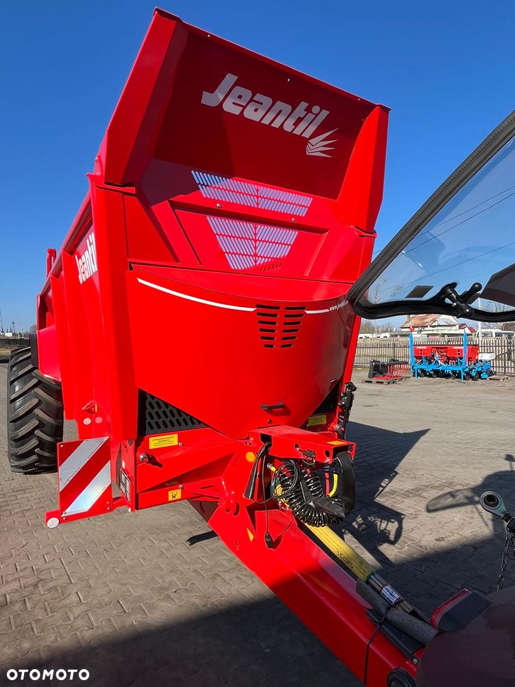 Inny Jeantill EVR 18-14 - 6