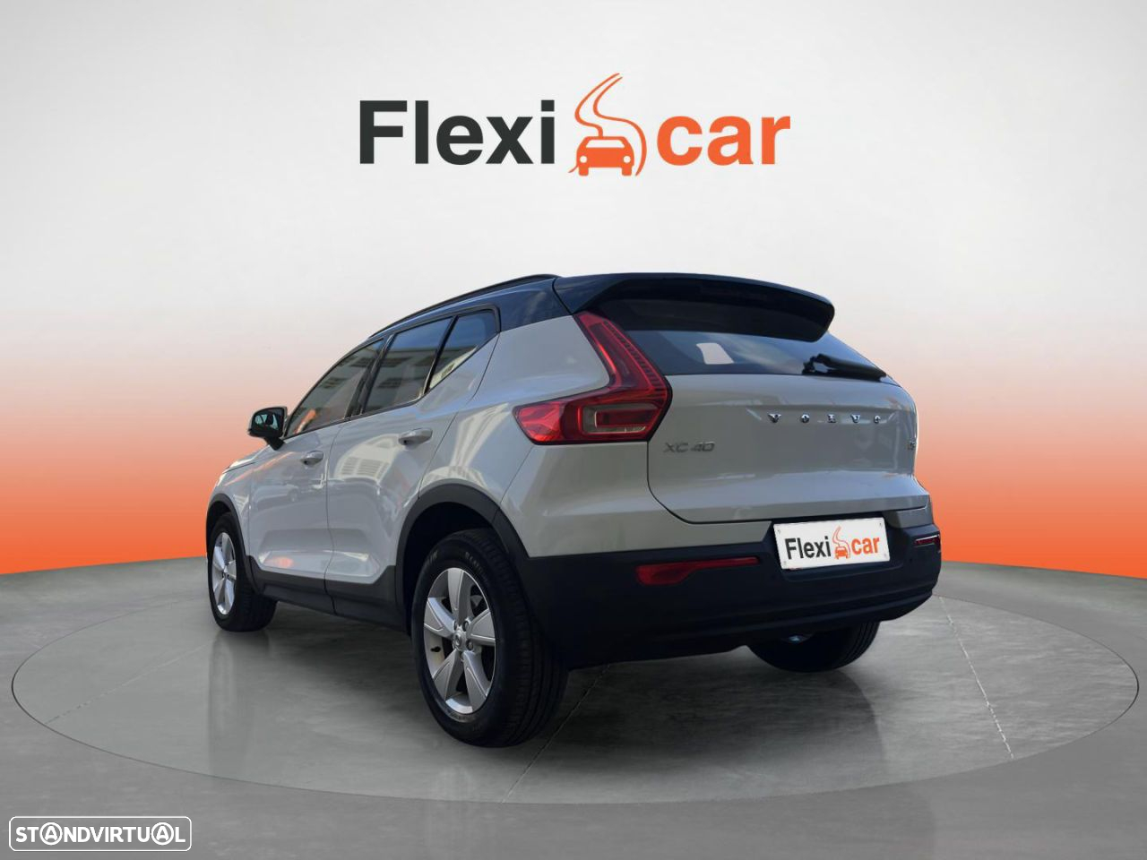 Volvo XC 40 2.0 D3 Momentum Geartronic - 6