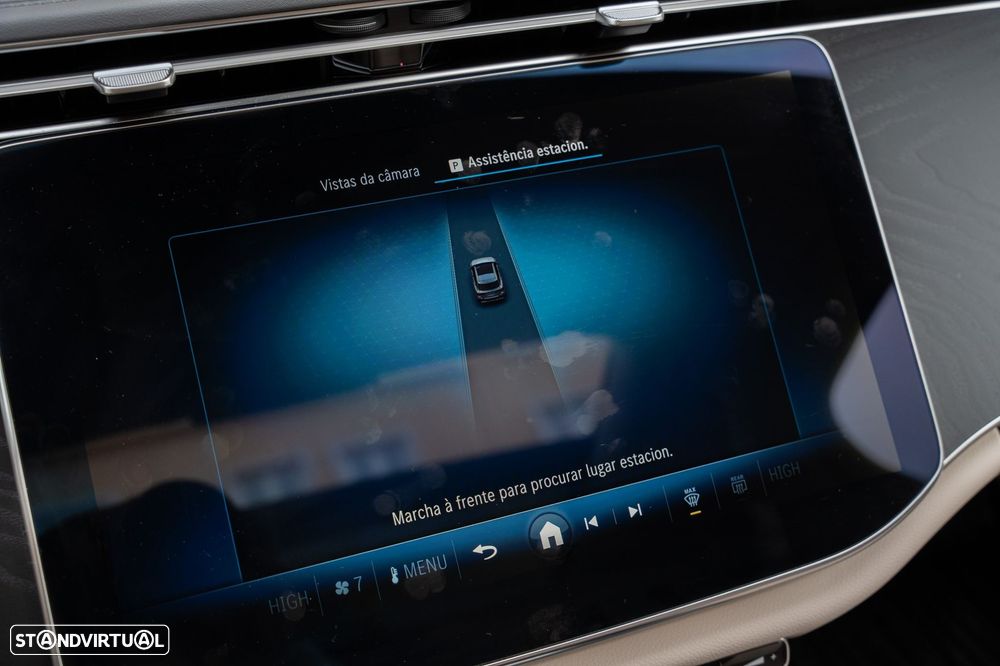 Mercedes-Benz E 300 de 4Matic All-Terrain - 18