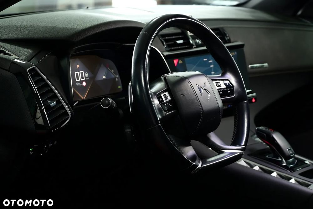 DS Automobiles DS 7 Crossback - 24