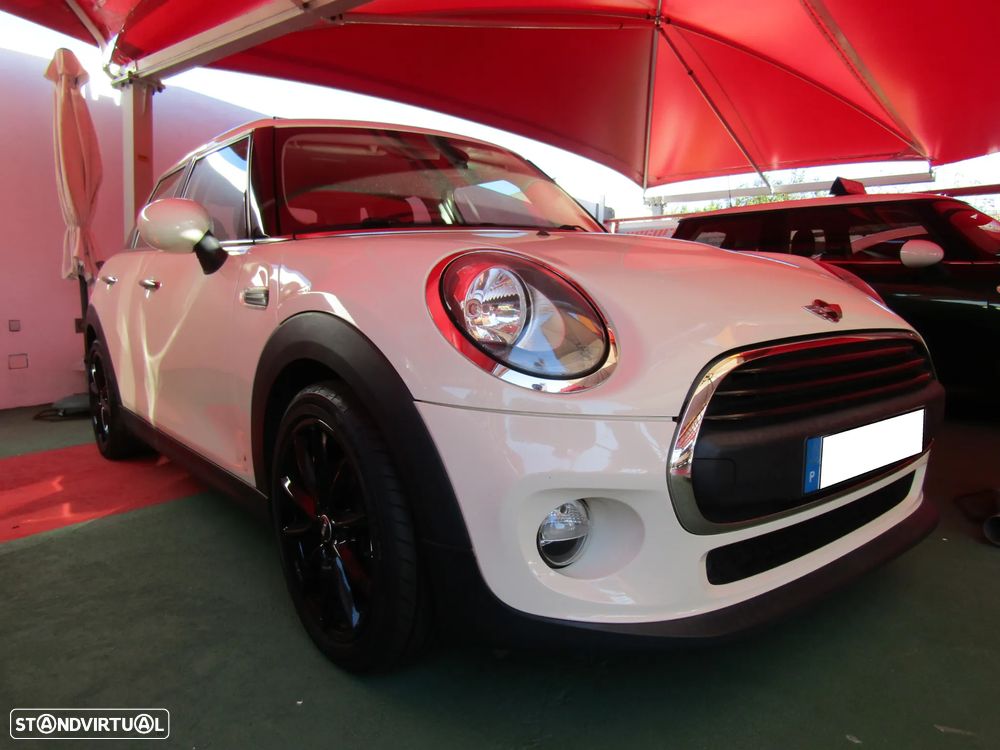 MINI 5 Portas One D - 23