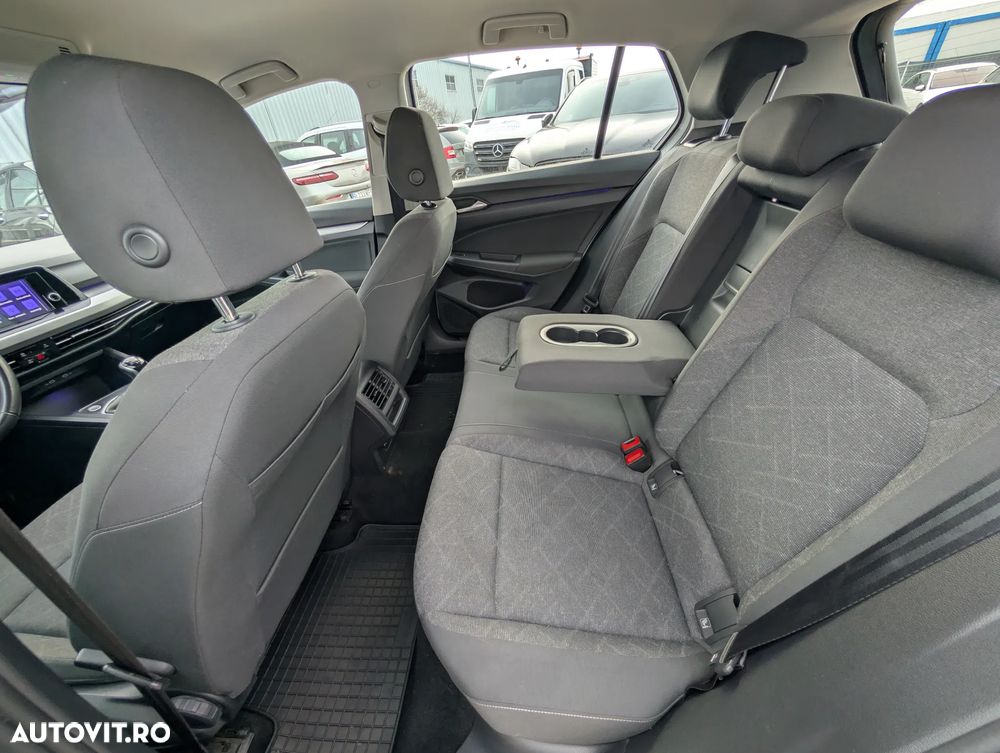 Volkswagen Golf 1.5 TSI ACT Style - 17