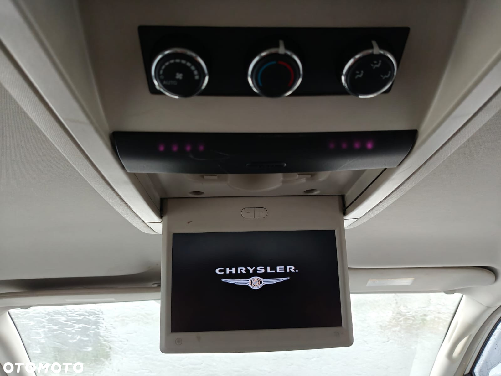 Chrysler Grand Voyager 2.8 CRD Automatik Limited - 17