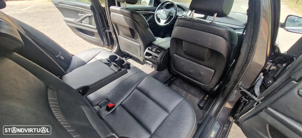 BMW 520 d xDrive Line Luxury Auto - 6