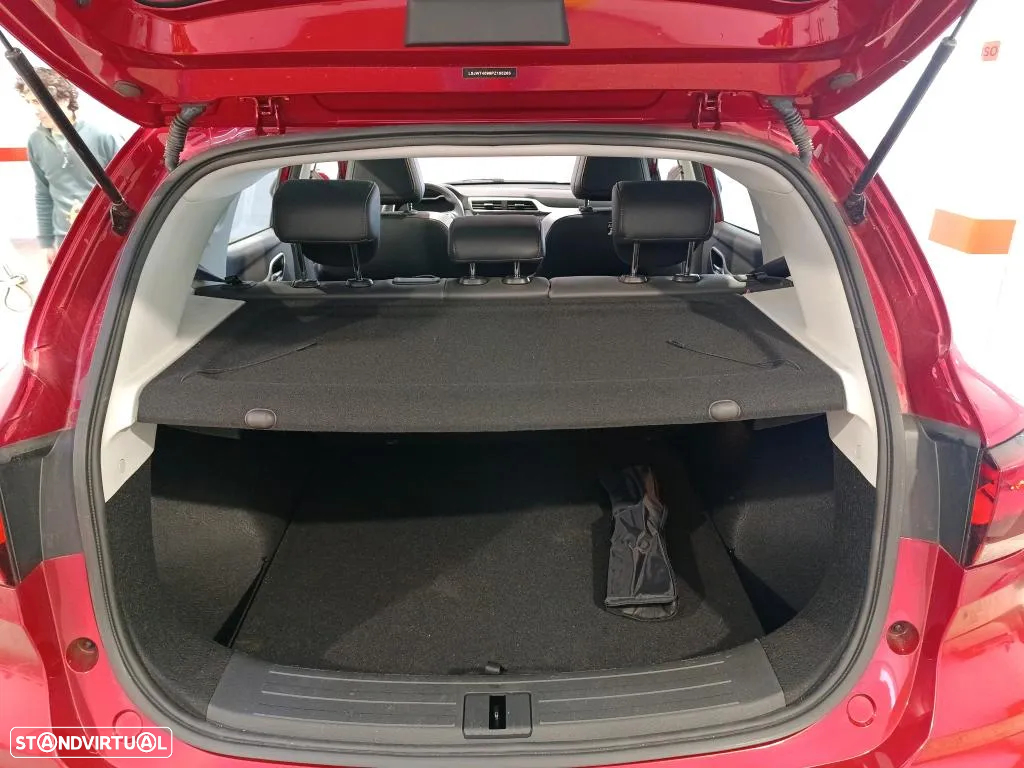 MG ZS EV 50.3 kWh Luxury - 11