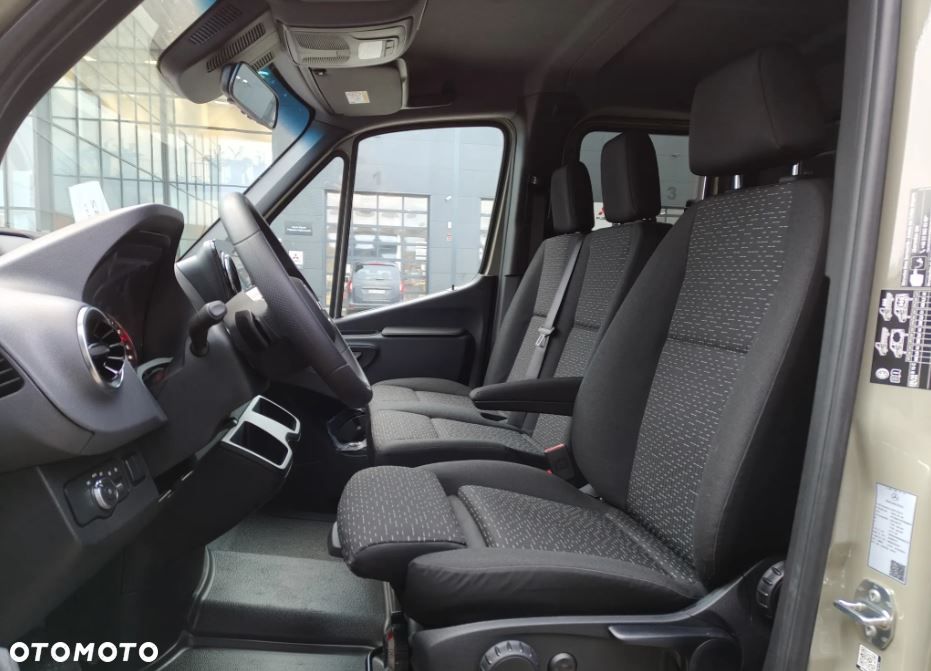 Mercedes-Benz Sprinter Doka - 9