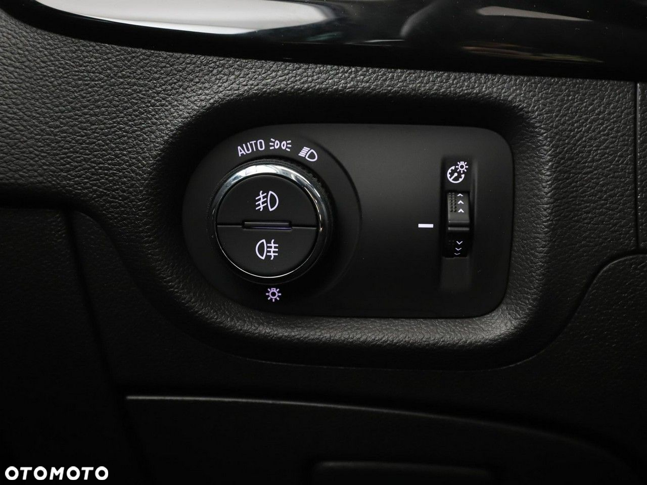 Opel Astra 1.4 Turbo Innovation - 33