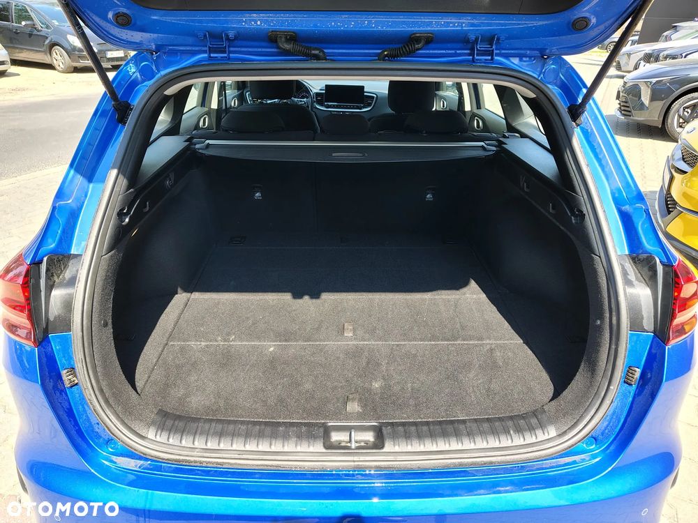 Kia Ceed 1.5 T-GDI M DCT - 10