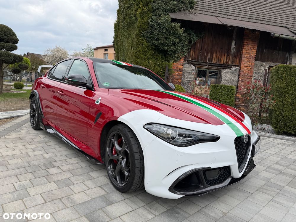 Alfa Romeo Giulia 2.9 Bi Turbo V6 Quadrifoglio - 2