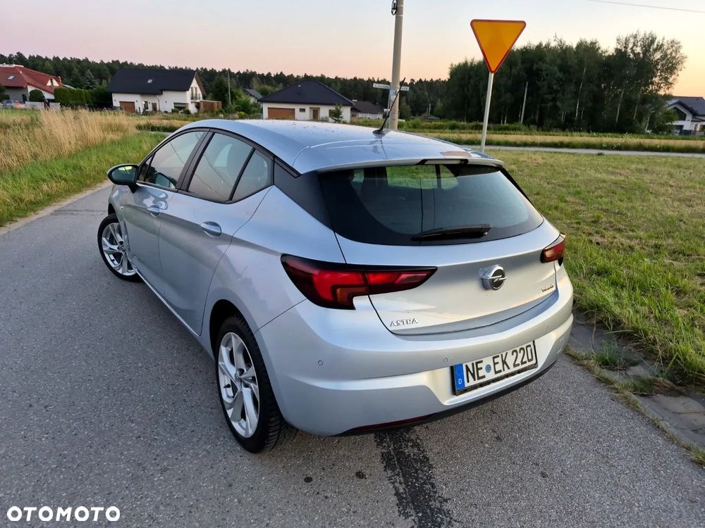 Opel Astra 1.4 Turbo Innovation - 10