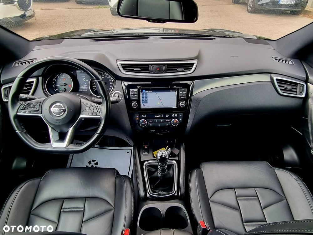 Nissan Qashqai - 11