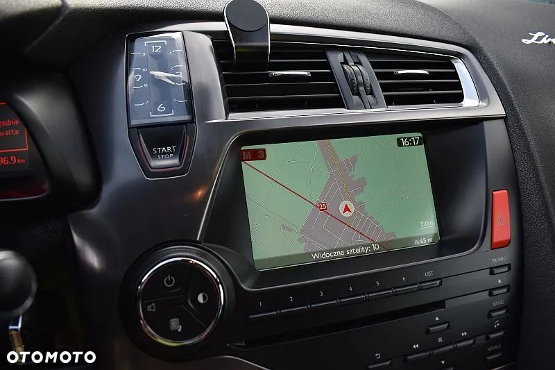 Citroën DS5 e-HDi 115 EGS6 SoChic - 16
