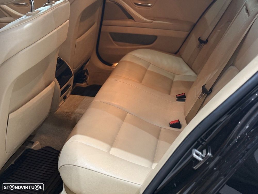 BMW 525 d Auto - 12