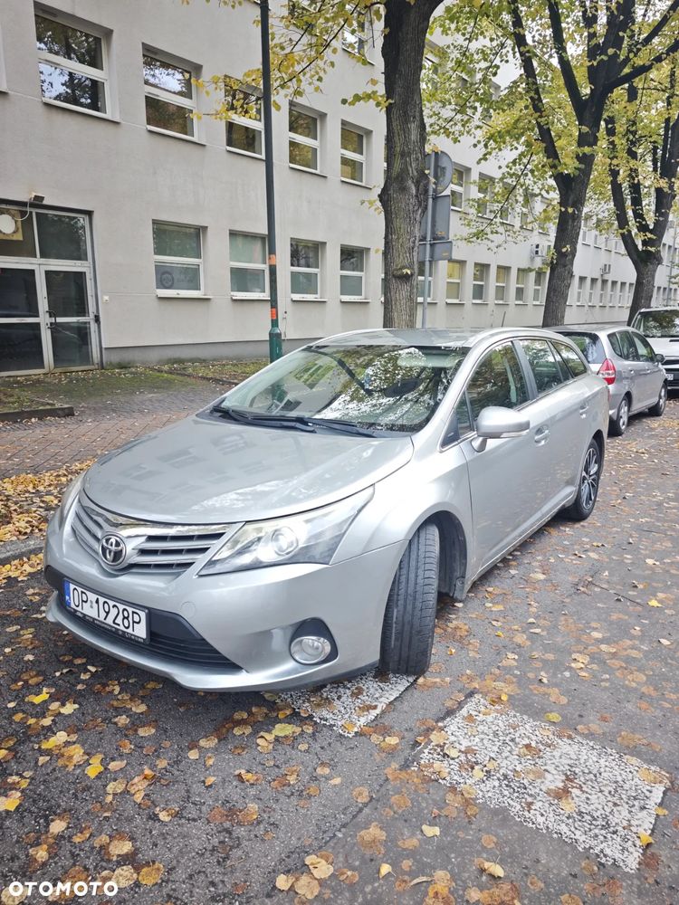 Toyota Avensis Combi 1.8 Comfort - 3