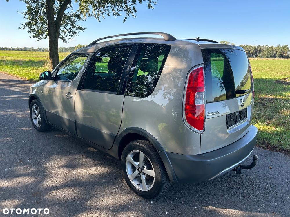 Skoda Roomster 1.6 TDI DPF Scout - 8