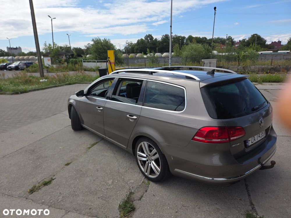 Volkswagen Passat 2.0 TDI DPF DSG R-Line Edition - 14