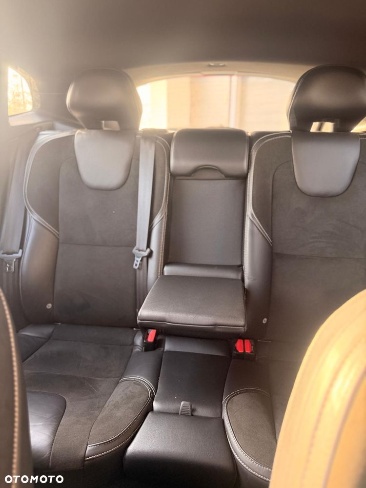 Volvo V40 D2 Drive-E Base - 25