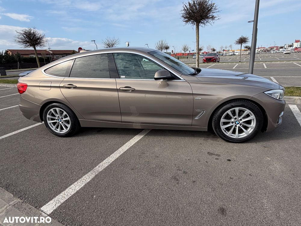 BMW Seria 3 320d Aut. Luxury Line - 9
