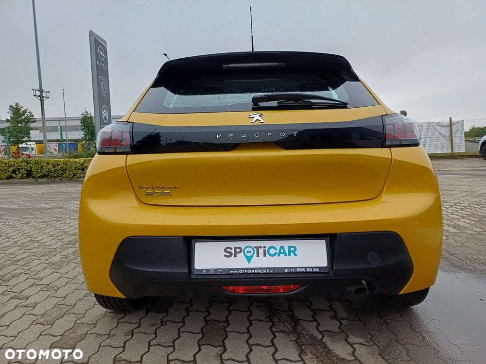 Peugeot 208 - 5