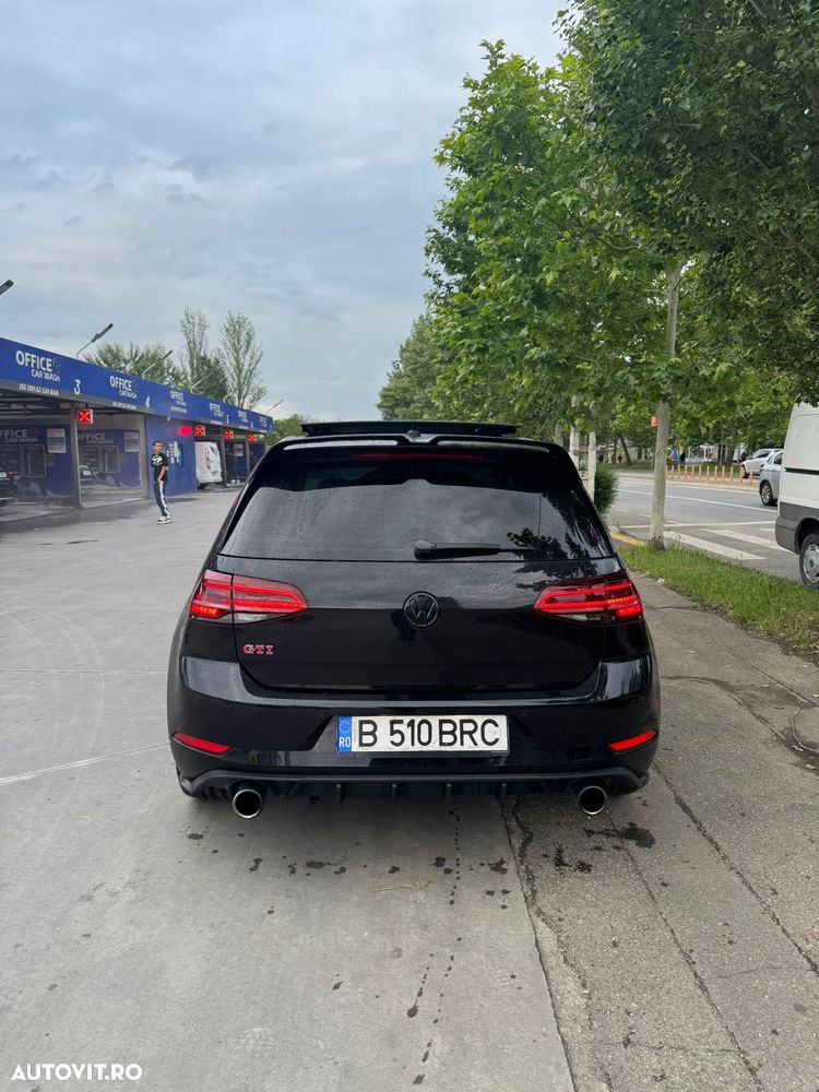 Volkswagen Golf 2.0 TSI DSG GTI Performance - 9