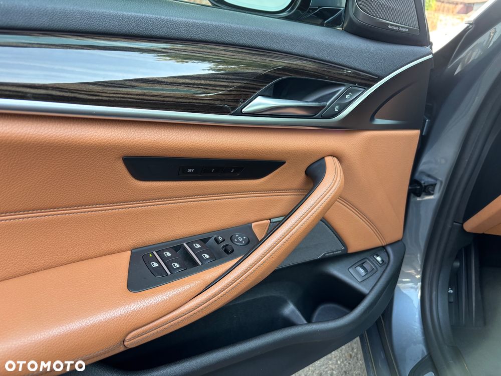 BMW Seria 5 - 29