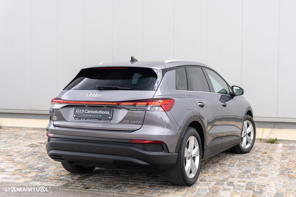 Audi Q4 e-tron 45 quattro - 8