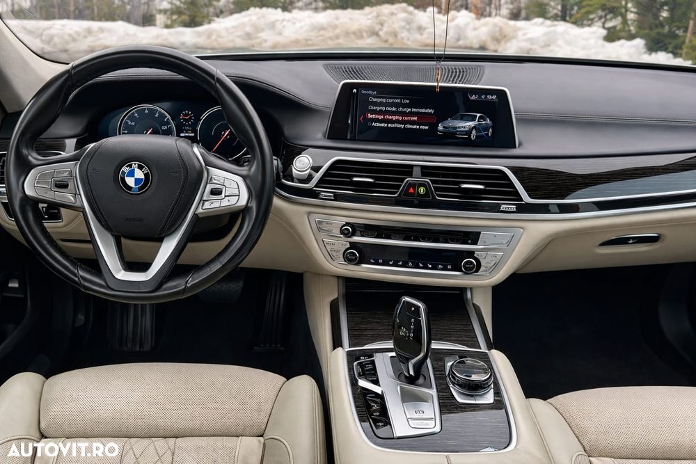 BMW Seria 7 740Le xDrive iPerformance - 7
