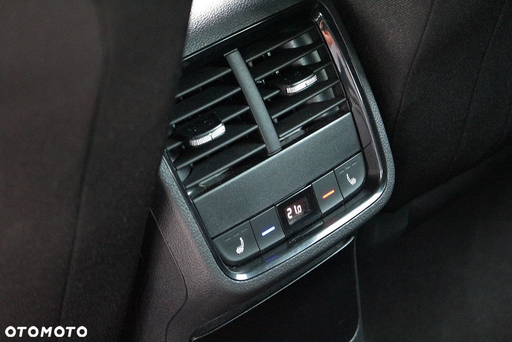 Skoda Octavia 2.0 TDI DSG RS - 15