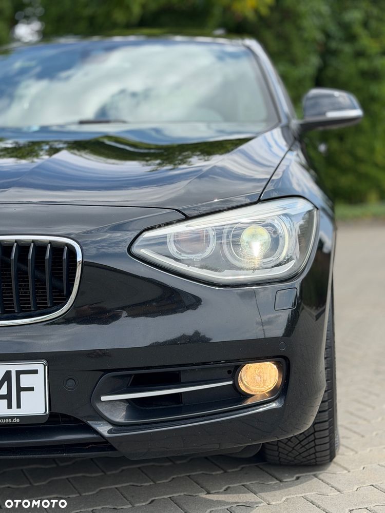 BMW Seria 1 120d Sport Line - 12