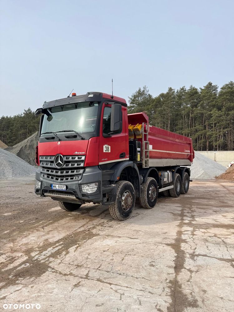 Mercedes-Benz Arocs - 1