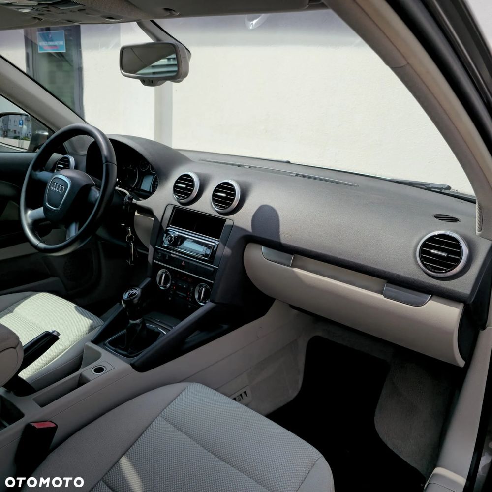 Audi A3 3-drzwiowe 1.6 TDI S line Sportpaket - 27