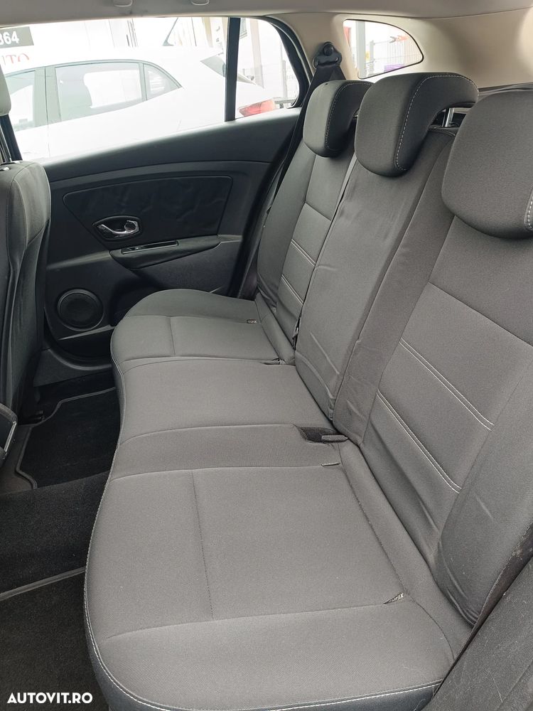 Renault Megane 1.5 dCi Dynamique - 11