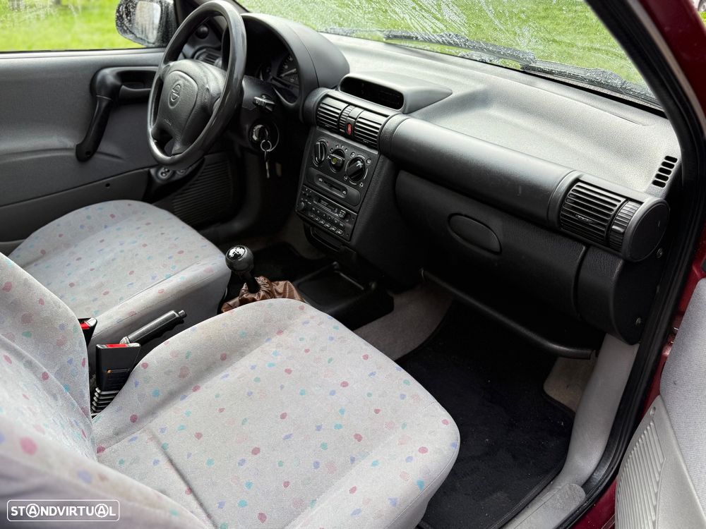 Opel Corsa 1.0 - 7