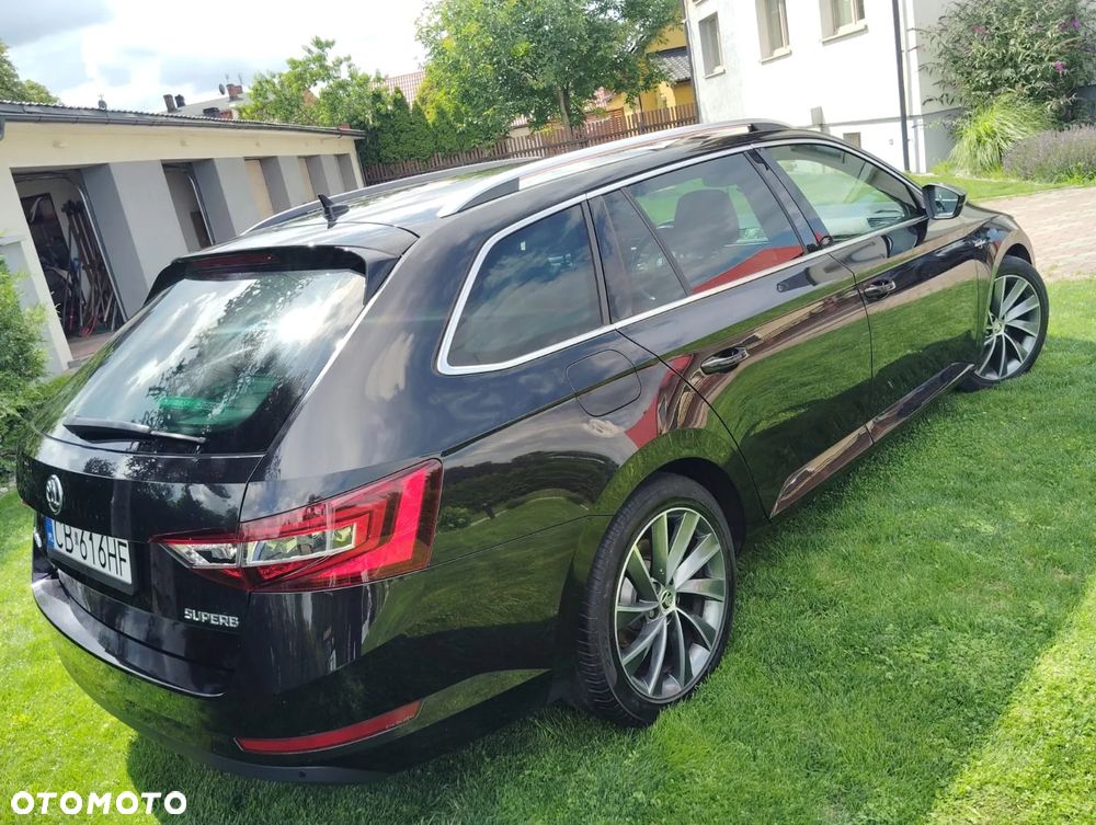 Skoda Superb 2.0 TDI L&K DSG - 3