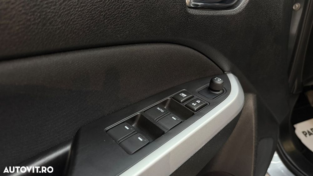 Suzuki Vitara - 25