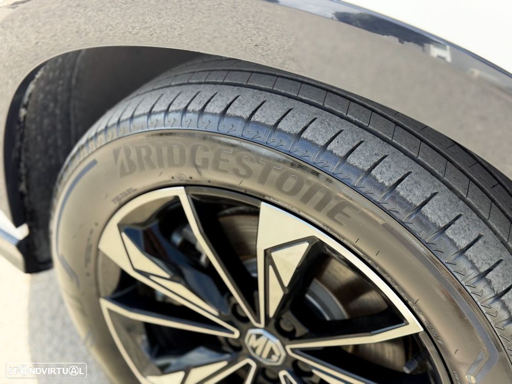 MG EHS 1.5 T-GDI Plug-in Hybrid Luxury - 8