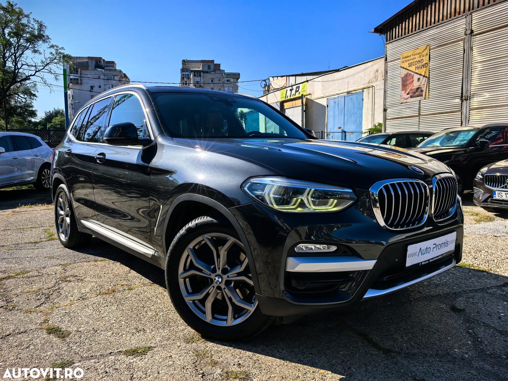 BMW X3 xDrive20d AT Luxury Line - 2