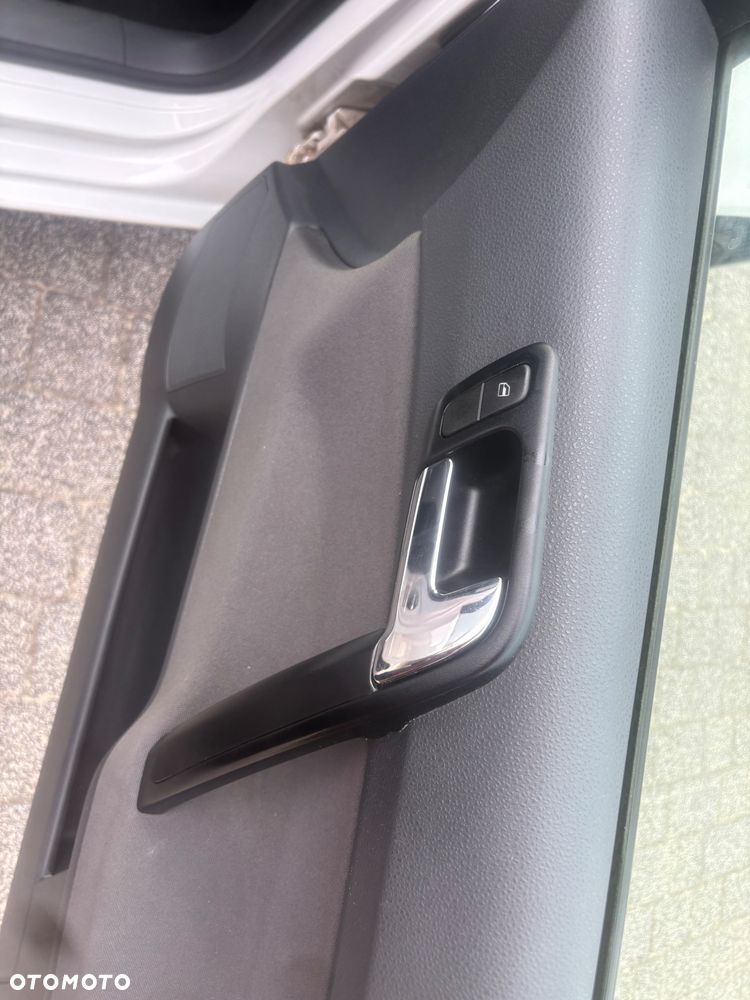 Volkswagen Polo 1.6 Sportline - 20