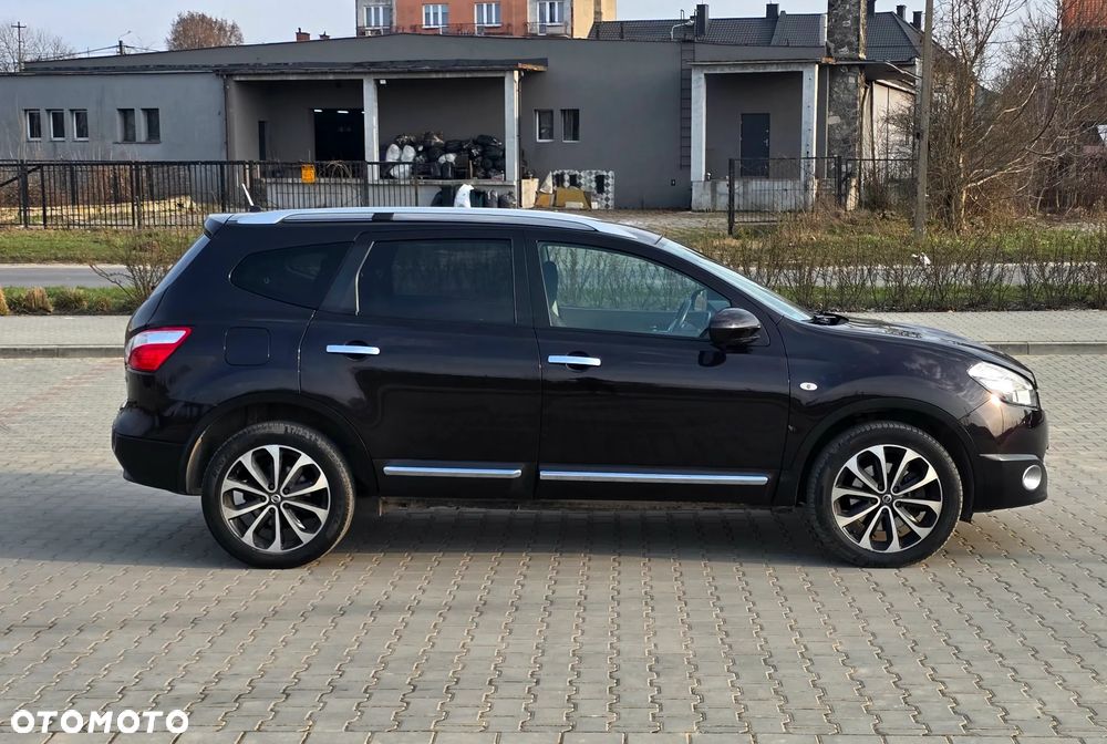 Nissan Qashqai+2 - 10